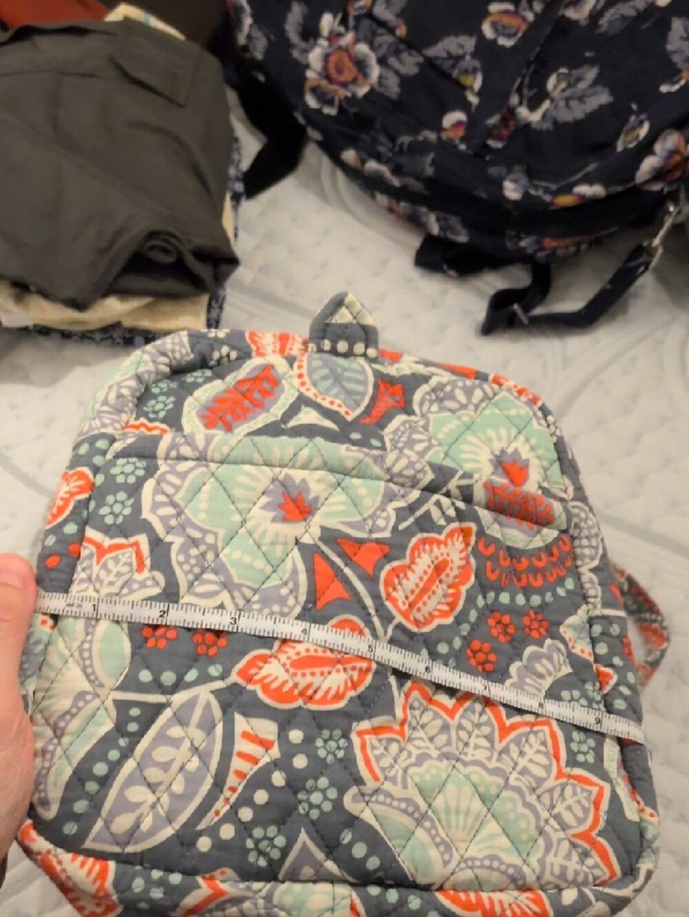 Vera Bradley Quilted Cotton Travel Bag in Nomadic Pattern - EUC - Picture 9 of 12